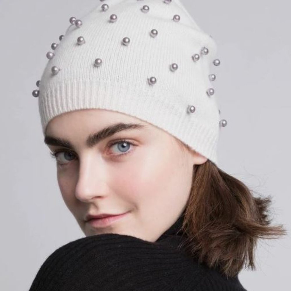 Quinn- Pearl Trim 100% Cashmere Beanie Ivory with grey pearls